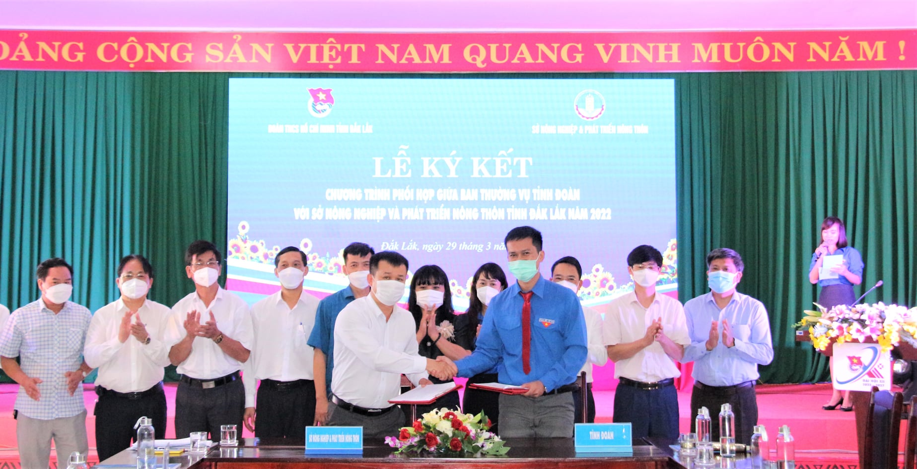 CHƯƠNG TRÌNH ĐỐI THOẠI GIỮA LÃNH ĐẠO UBND TỈNH VỚI THANH NIÊN TỈNH ĐẮK LẮK NĂM 2022 VỚI CHỦ ĐỀ “THANH NIÊN TỈNH ĐẮK LẮK KHỞI NGHIỆP, LẬP NGHIỆP”