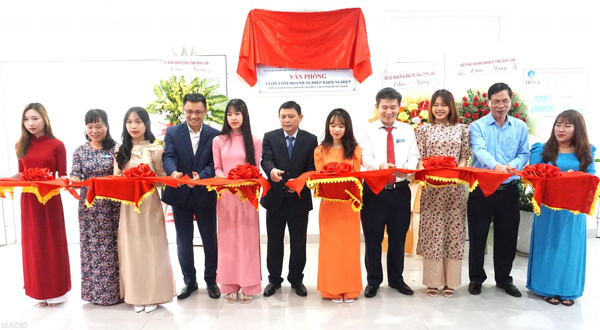 Ra mắt Trung tâm Đổi mới sáng tạo tỉnh Đắk Lắk