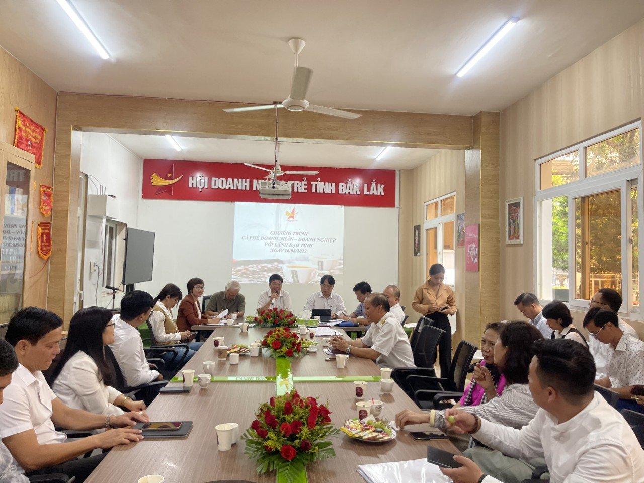 Xây dựng chính sách giúp doanh nghiệp trẻ nâng cao năng lực cạnh tranh