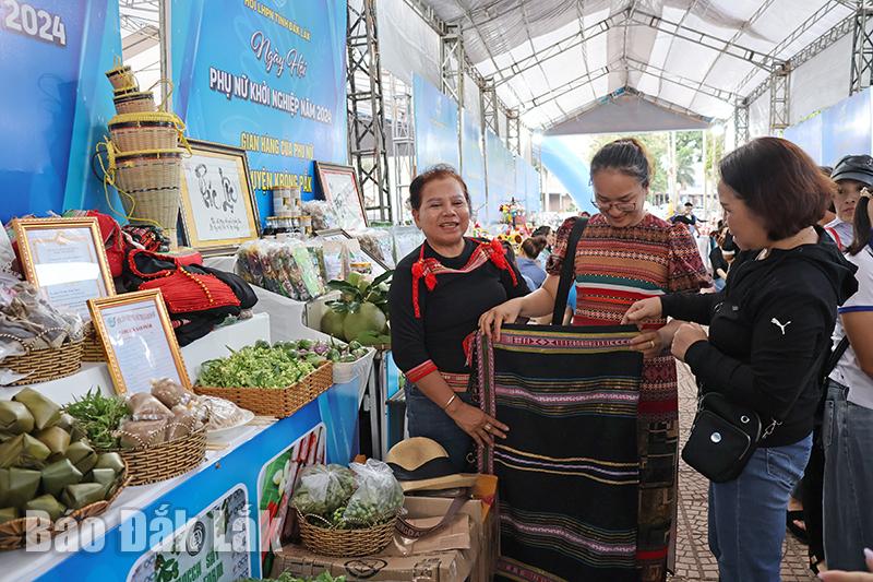 Kết nối sản phẩm khởi nghiệp cho phụ nữ