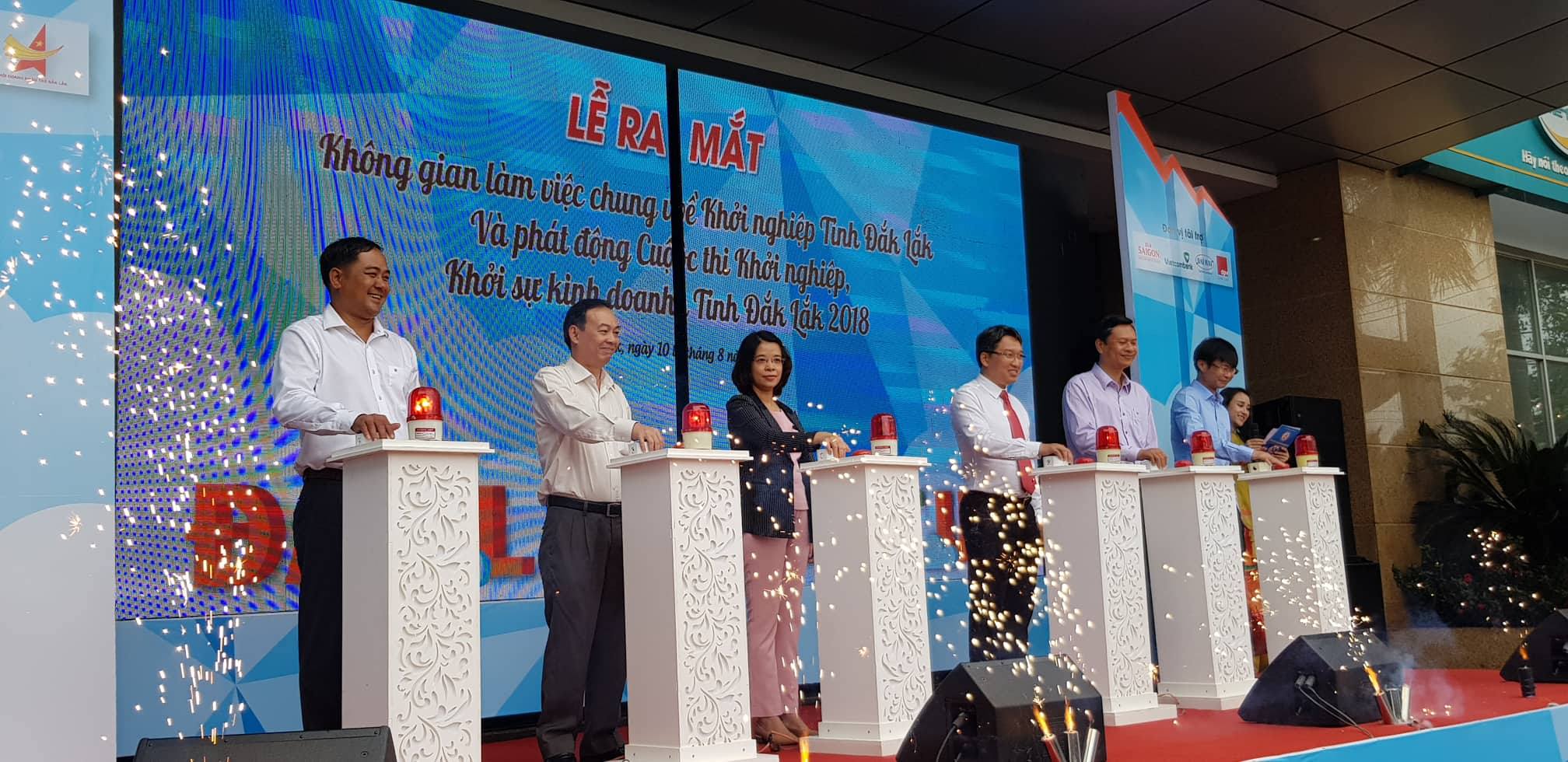 UBND TỈNH ĐẮK LẮK RA MẮT KHÔNG GIAN LÀM VIỆC CHUNG VỀ KHỞI NGHIỆP VÀ PHÁT ĐỘNG CUỘC THI KHỞI NGHIỆP, KHỞI SỰ KINH DOANH NĂM 2018