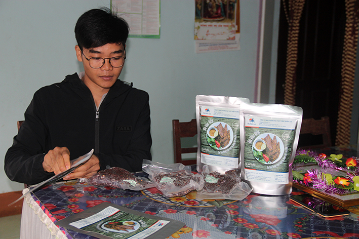 Khởi nghiệp từ "vốn" quê hương