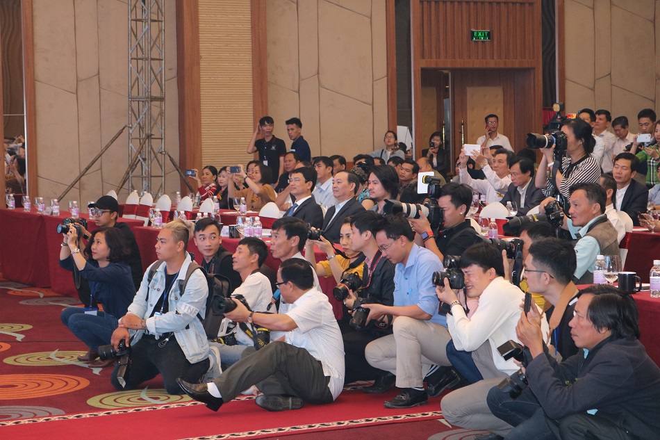 Tạo điều kiện tối đa cho phóng viên báo chí làm các thủ tục cấp thẻ tác nghiệp tại Lễ hội Cà phê Buôn Ma Thuột lần thứ 7 năm 2019